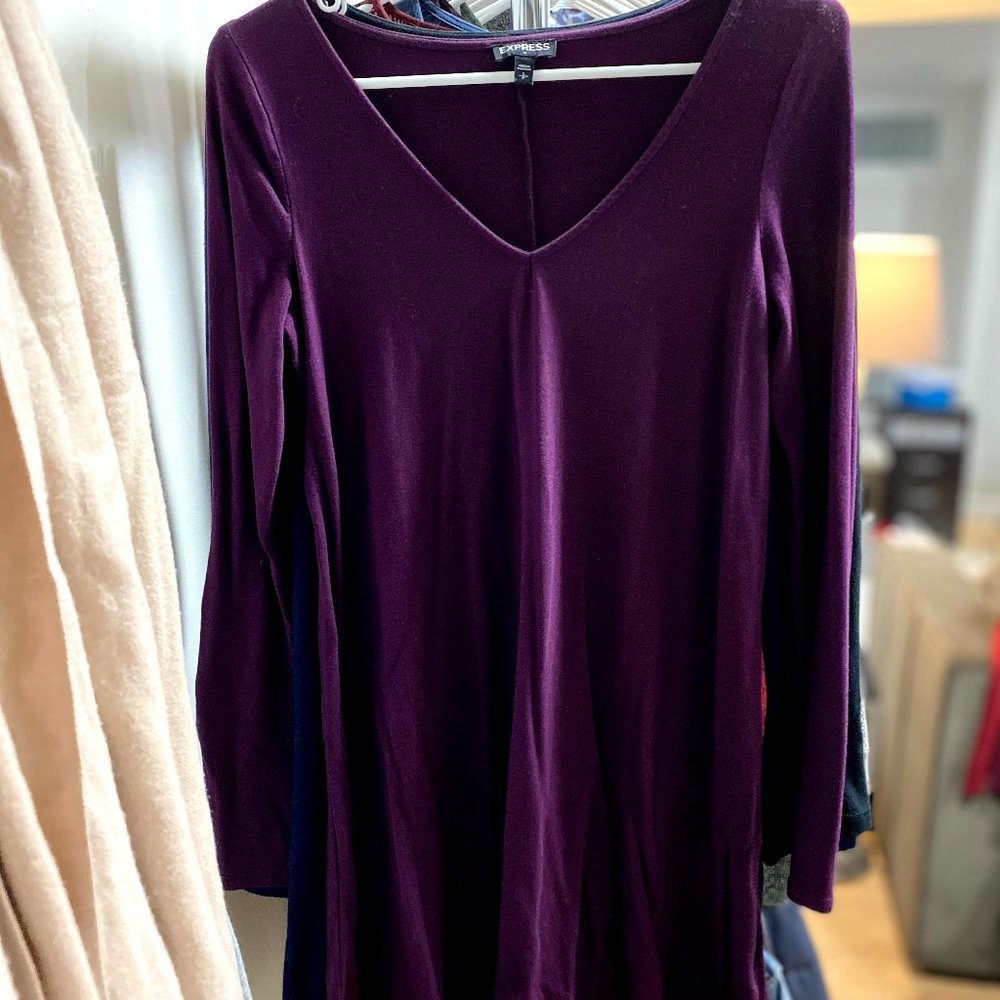 Long sleeve t-shirt dress, A-line, V-neck